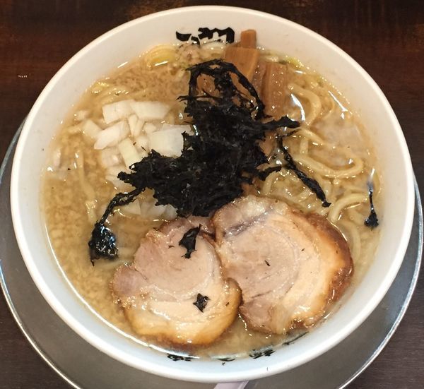 「中華そば(小)720円(背脂標準)」@らーめん潤 亀戸店の写真