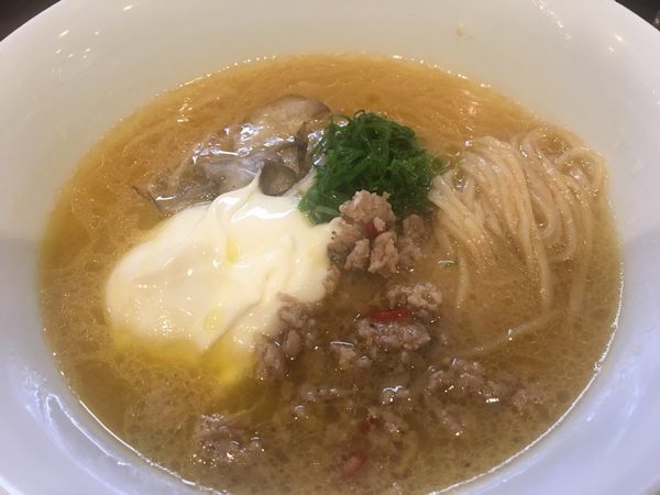 「【限定】cheese on 味噌らぁめん1000円」@麺や維新の写真