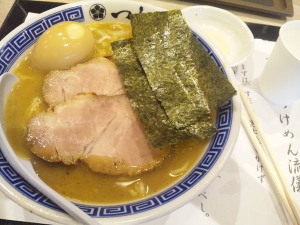 「濃厚特製らーめん 980円」@つじ田 ららぽーと湘南平塚店の写真