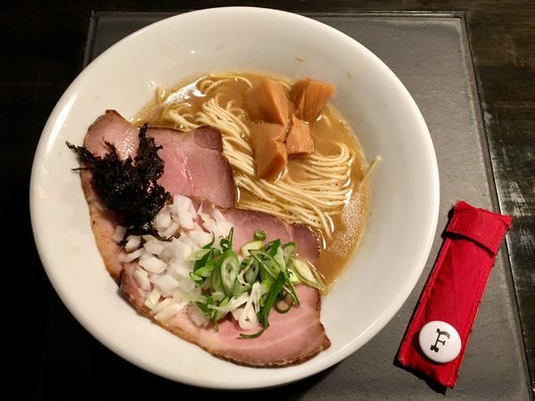 「中濃煮干しらぁめん＆和え玉」@KaneKitchen Noodlesの写真