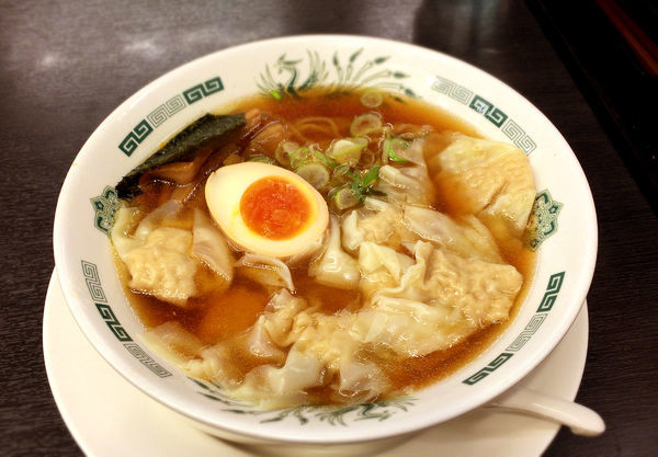 「ワンタン麺(590円)」@日高屋 京成立石店の写真