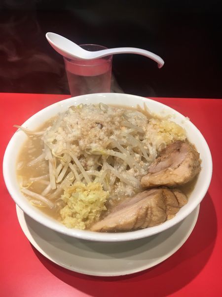 「ラーメン 追加豚1枚」@用心棒の写真