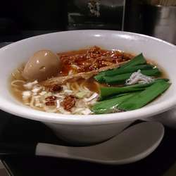 スタナミ辛味煮干しそば+味玉