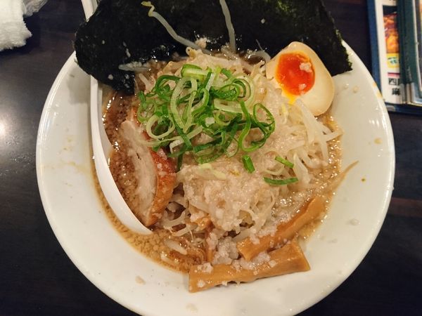 「環七もやし（脂多め）」@環七ラーメン 周麺の写真