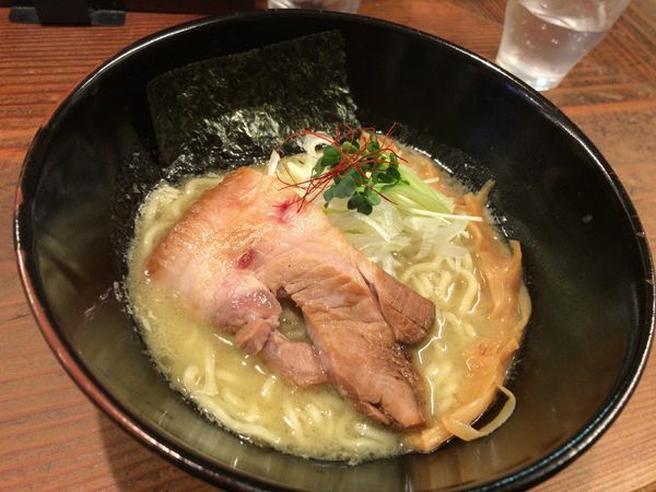 「濃厚牡蠣ソバ」@貝だしラーメン 貝ガラ屋の写真