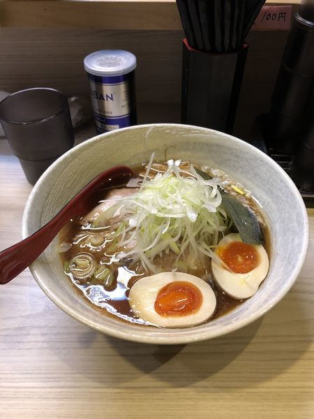 「スペシャルしょうゆらーめん」@めんや佐高の写真