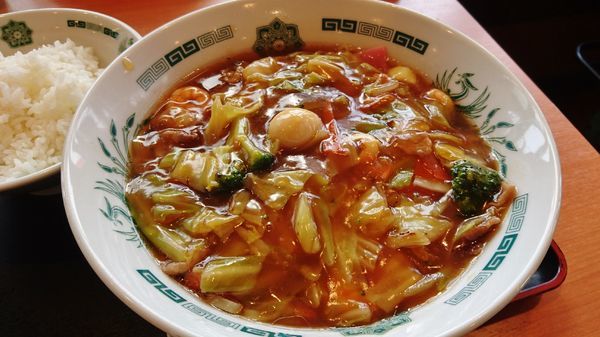 「五目あんかけラーメン+大盛り+焼餃子」@日高屋 日高高萩店の写真