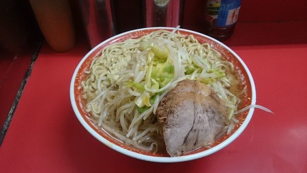 「麺増し・大・カタカタ(ニンニク少しヤサイマシカラメ)￥７５０」@ラーメン二郎 上野毛店の写真