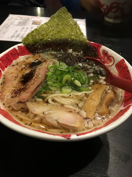 「八頭龍ラーメン大盛＋オロチ丼」@麺屋 八頭龍 バイパス店の写真