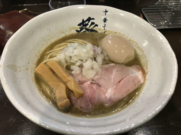 「濃厚煮干しらーめん＋味玉」@濃厚煮干らーめん 川むらの写真