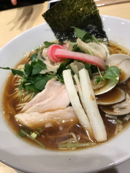 「鶏と煮干しと蛤のトリプルSOBA」@むぎとオリーブ 日本橋店の写真
