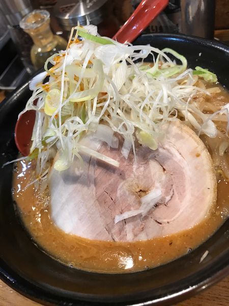 「辛味噌ラーメン(野菜増し、ニンニク増し)」@麺処 花田 上野店の写真