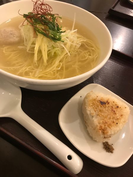 「あら炊き塩らぁめん+焼きおにぎり」@麺屋 海神の写真