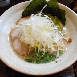 よくばり塩豚骨