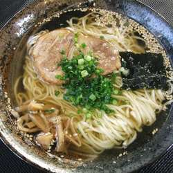 しおらーめん（500円）