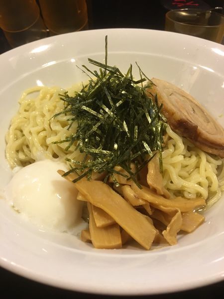 「油そば トリプル 温泉たまご」@東京麺珍亭本舗 鶴巻町店の写真