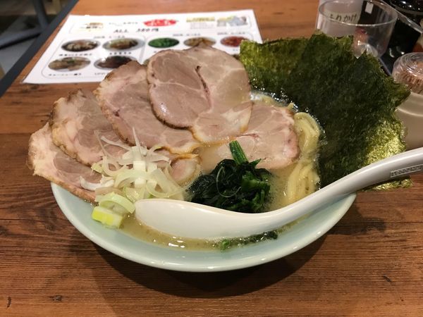 「大判チャーシュー麺(並)」@麺家 千晃 新横浜店の写真