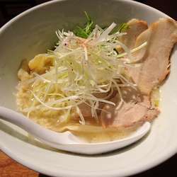 近江鶏白湯塩(ランチメニュー唐揚げセット)