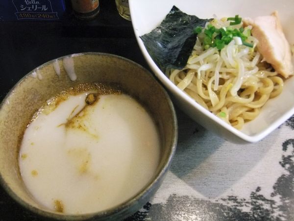 「濃厚つけ麺（カレー味）（700円）」@つけ麺専門店 きじ亭の写真