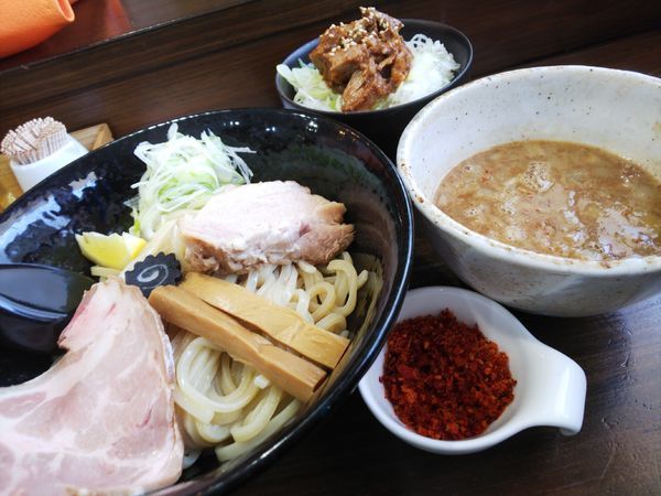 「肉鰹つけめん＆肉味噌ごはん」@らーめん 虎テツの写真