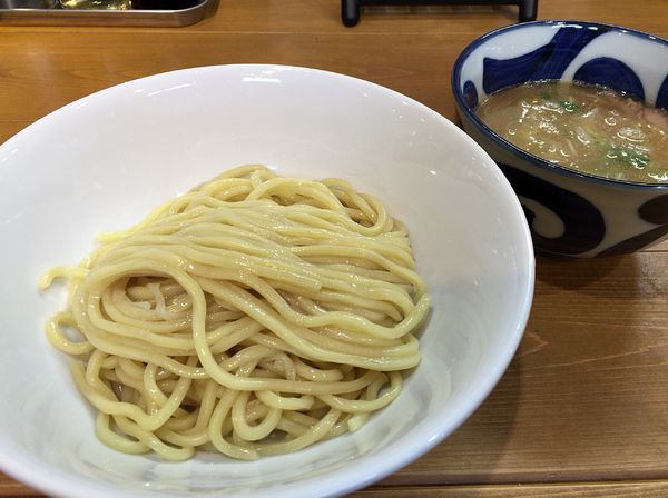 「ゴールデンつけめん醤油（プレオープン価格500円）」@ゴールデンタイガーの写真