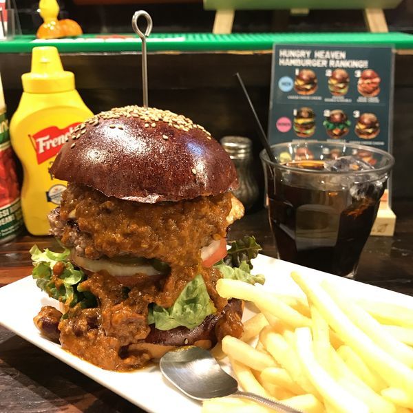 「ハングリーカレーバーガー　スパイシーキーマ」@ハングリー ヘブン 上板橋店の写真