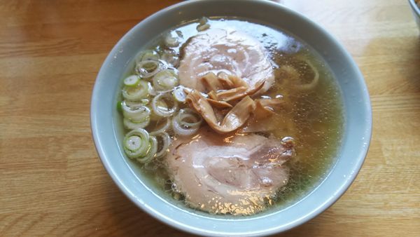 「醤油ラーメン」@榮ラーメンの写真