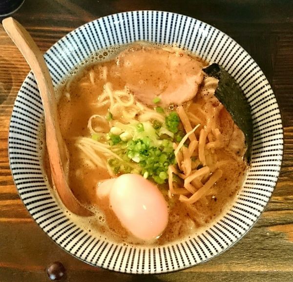 「サンマ白湯ラーメン 海老煮玉子」@秋刀魚中華そば 生粋の写真