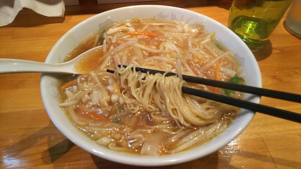「サンマーワンタン麺  1,050円」@ウミガメ食堂の写真