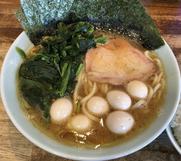 「ラーメン＋海苔＋うずら＋小ライス（￥680＋各￥50）」@壱六家 大和店の写真