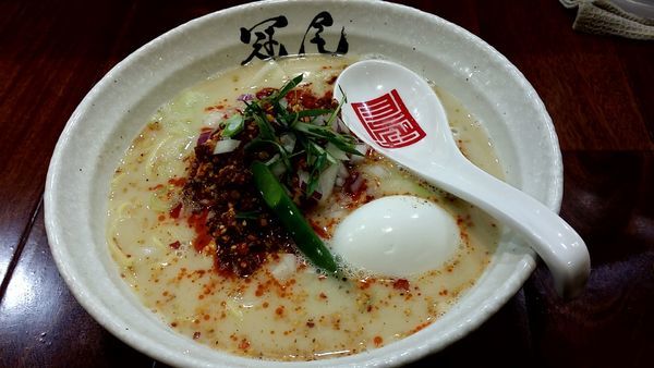 「鶏担湯らぁめん 味玉子」@らぁめん冠尾 恵比寿西店の写真