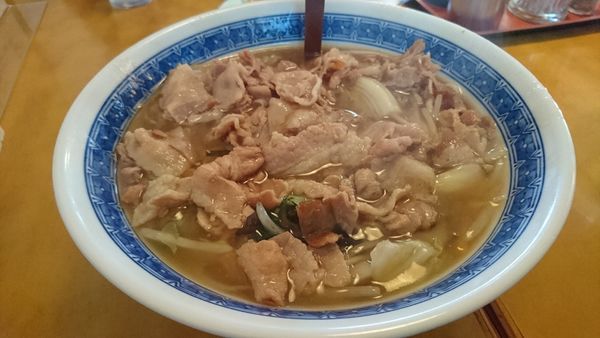 「肉だくチャンポン」@らーめん屋 おぎのの写真