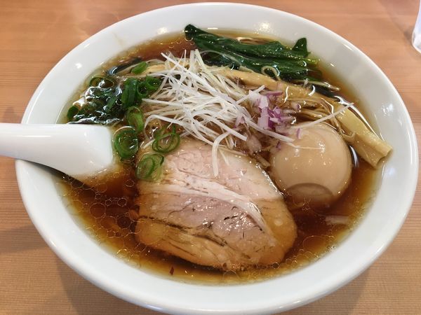 「味玉醤油らーめん」@支那蕎麦屋 藤花の写真