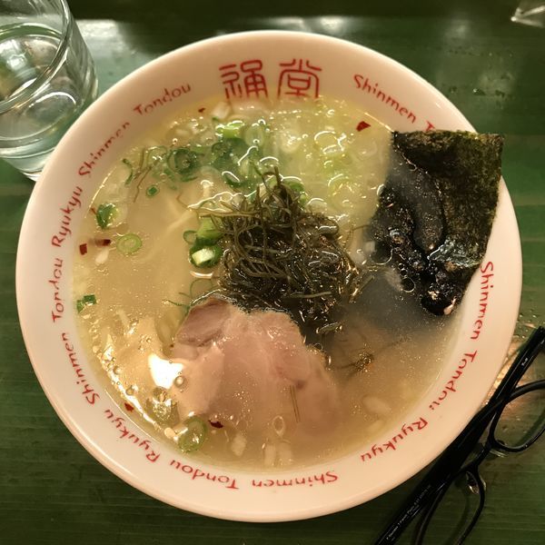 「ミニ通堂うま塩ラーメンおんな味」@琉球新麺 通堂 横浜ラーメン博物館店の写真