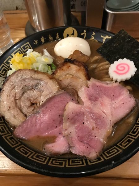 「特製中華そば」@中華蕎麦うゑずの写真