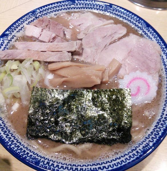 「半チャーシュー中華そば　８５０円」@くり山の写真