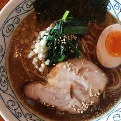 鳥魚介らーめん正油 780円