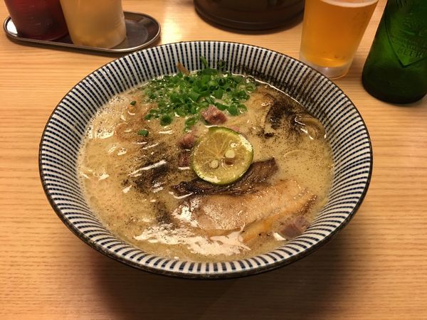「ラム豚骨ラーメン(ノーマル)」@自家製麺 MENSHO TOKYOの写真
