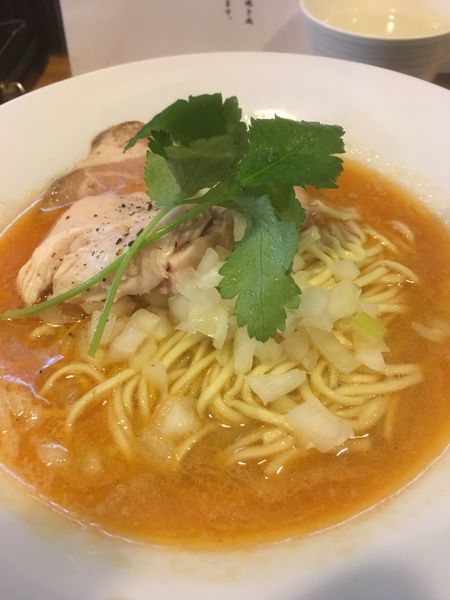 「【限定】 酒蒸し鮮魚とあん肝」@中華蕎麦 はざまの写真