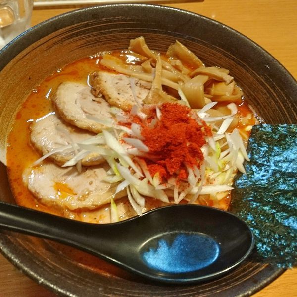 「辛チャーシューメン930」@麺屋 炙りの写真