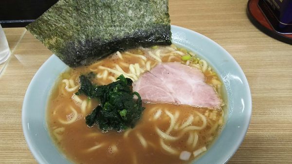 「ラーメン(並) ￥700」@奥津家の写真