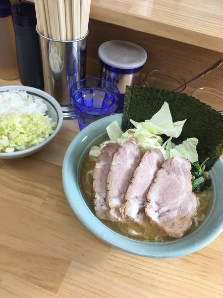 「醤油チャーシー麺中盛」@捲り家の写真