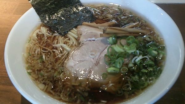 「鰮煮干そば」@喜元門 本店の写真