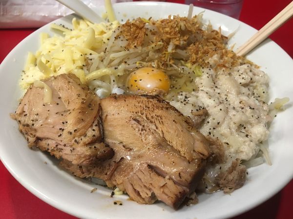 「まぜそば」@ラーメン 豚珍の写真