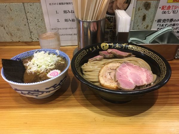 「つけめん（特盛）ローストチャーシュー」@中華蕎麦うゑずの写真