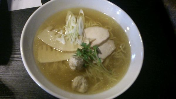 「鶏そば1番搾り塩」@中華そばつけそば 千思萬考の写真