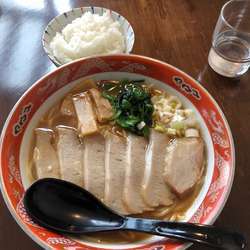 醤油0.5玉増しチャーシュー