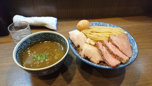 「味玉煮干しつけ麺特盛+ローストチャーシュー」@煮干しつけ麺 宮元の写真