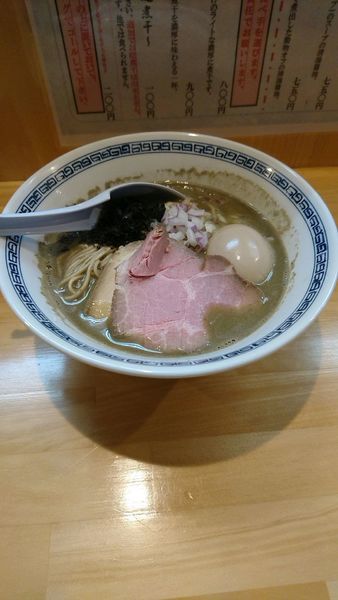 「中濃煮干 味玉付き」@麺屋 弥栄の写真
