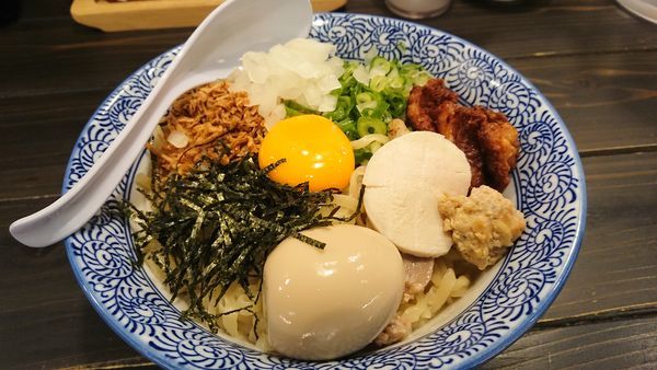 「特製鶏まぜそば(大盛)」@濃厚鶏白湯ラーメン 一彩の写真